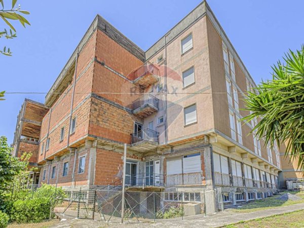 intera palazzina in vendita a San Giovanni la Punta