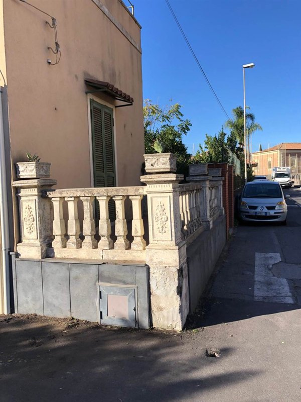 casa indipendente in vendita a San Giovanni la Punta