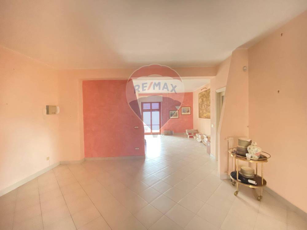 appartamento in vendita a San Giovanni la Punta in zona Trappeto