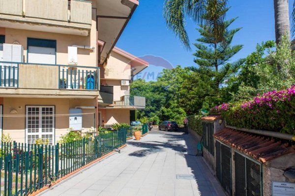 appartamento in vendita a San Giovanni la Punta in zona Trappeto