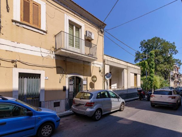 casa indipendente in vendita a San Giovanni la Punta