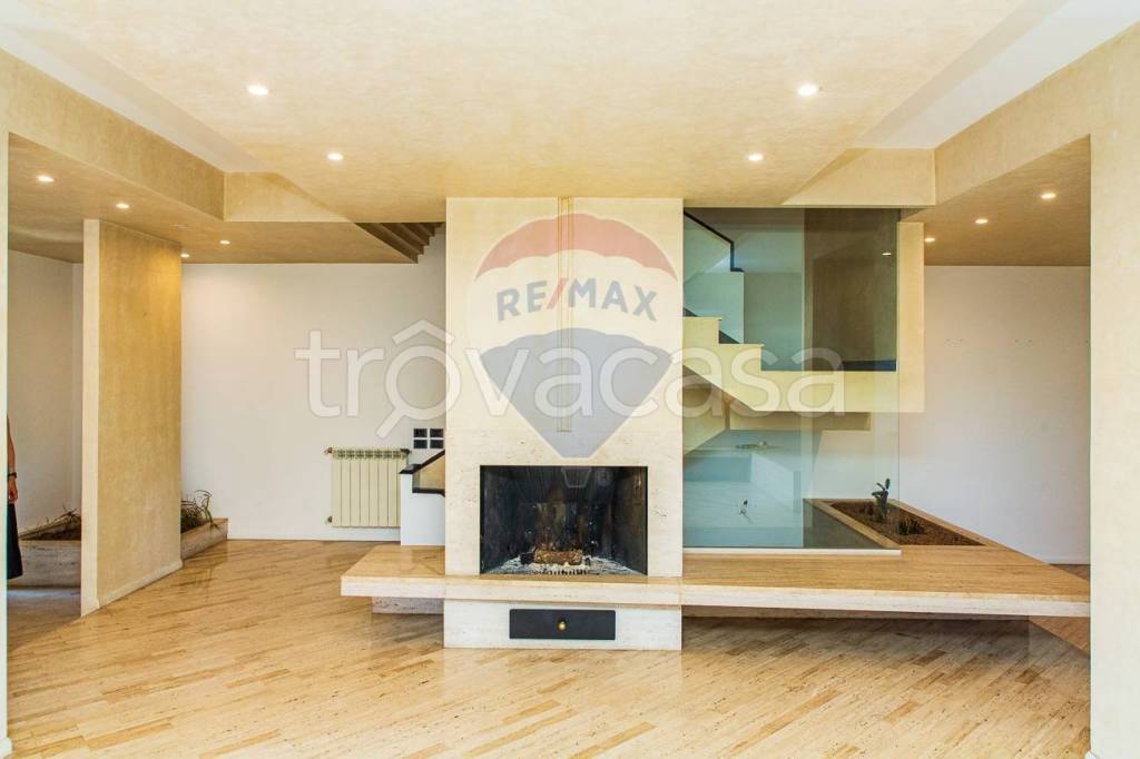 casa indipendente in vendita a San Giovanni la Punta