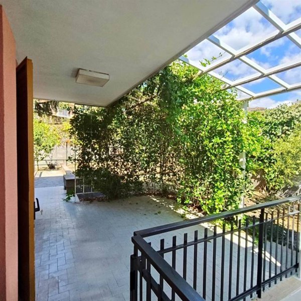 casa indipendente in vendita a San Giovanni la Punta