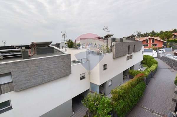 casa indipendente in vendita a San Giovanni la Punta