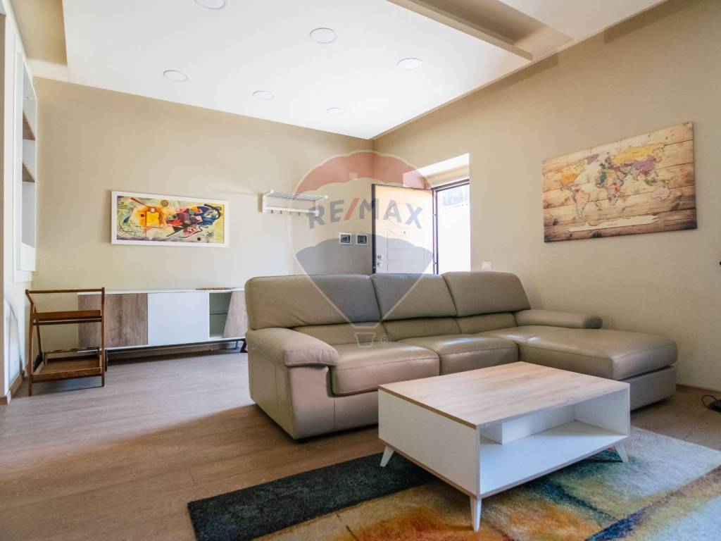 casa indipendente in vendita a San Giovanni la Punta