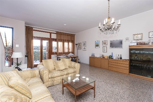 casa indipendente in vendita a San Giovanni la Punta