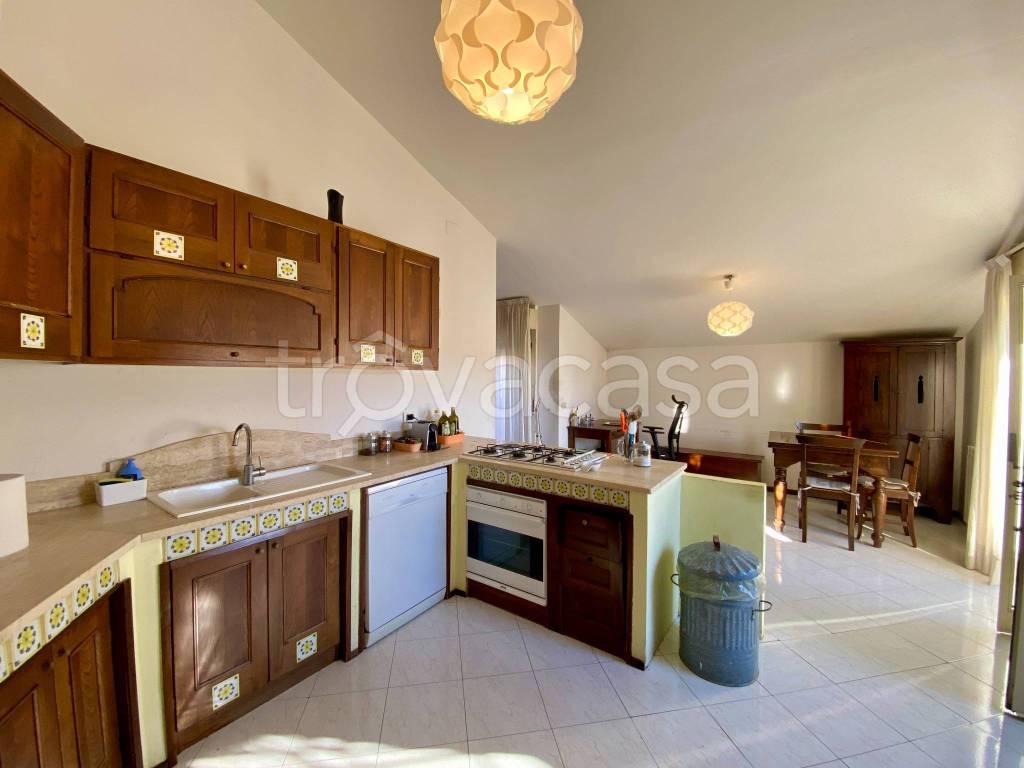 appartamento in vendita a San Giovanni la Punta in zona Trappeto