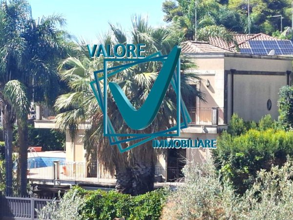 casa indipendente in vendita a San Giovanni la Punta