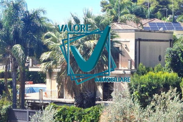 casa indipendente in vendita a San Giovanni la Punta