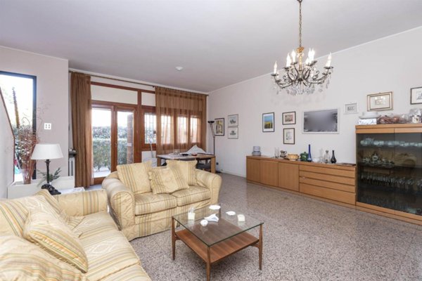 casa indipendente in vendita a San Giovanni la Punta
