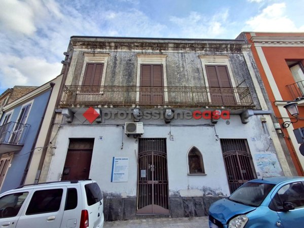 casa indipendente in vendita a San Giovanni la Punta