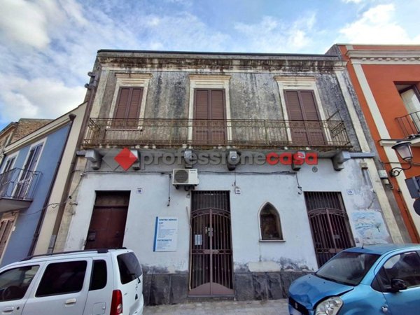casa indipendente in vendita a San Giovanni la Punta