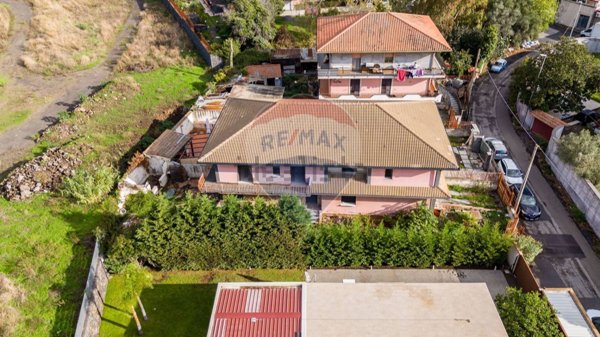 casa indipendente in vendita a San Giovanni la Punta