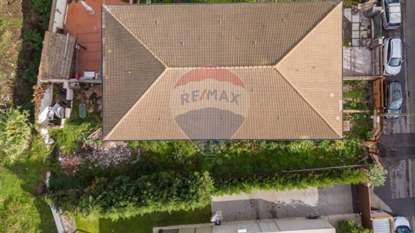 casa indipendente in vendita a San Giovanni la Punta