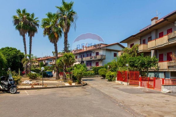 casa indipendente in vendita a San Giovanni la Punta in zona Trappeto