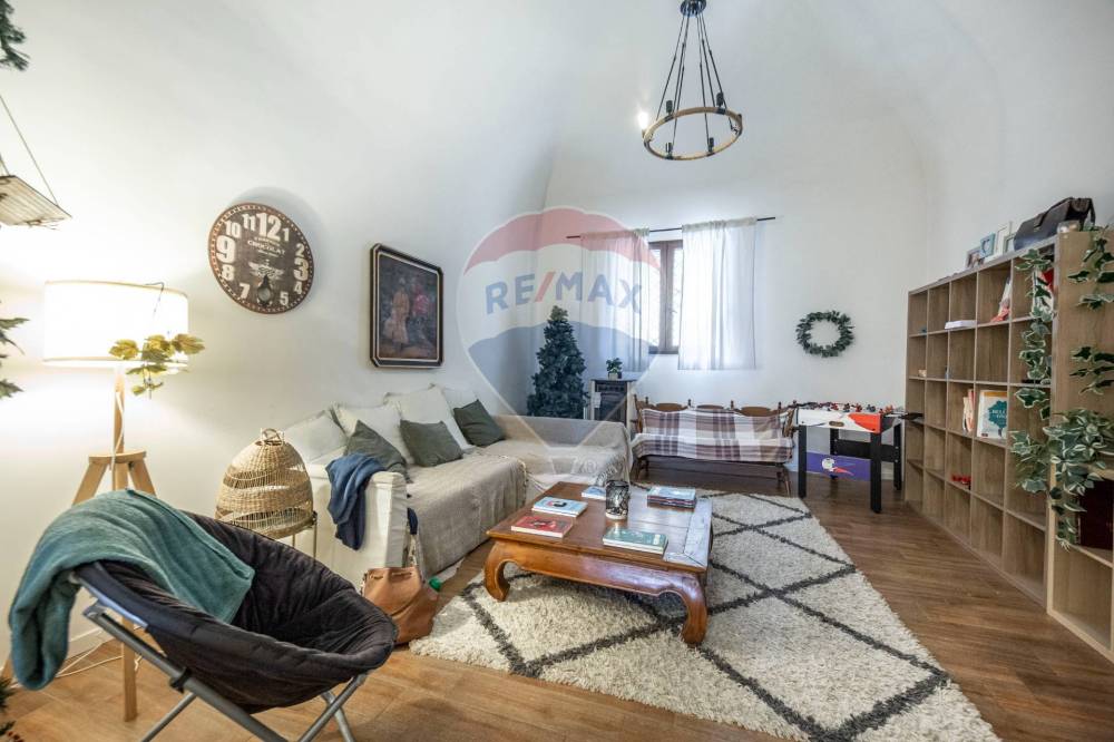 casa indipendente in vendita a San Giovanni la Punta