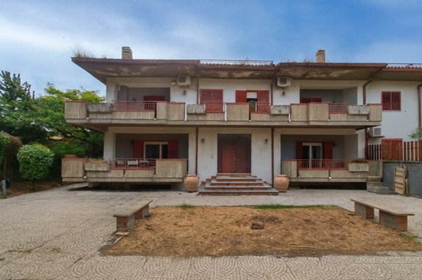 casa indipendente in vendita a San Giovanni la Punta in zona Trappeto