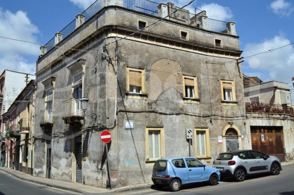 casa indipendente in vendita a San Giovanni la Punta