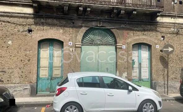 casa indipendente in vendita a San Giovanni la Punta