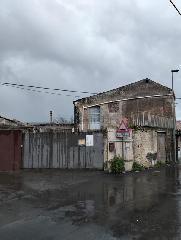 casa indipendente in vendita a San Giovanni la Punta
