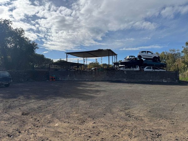 negozio in vendita a San Giovanni la Punta