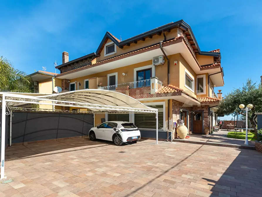 casa indipendente in vendita a San Giovanni la Punta