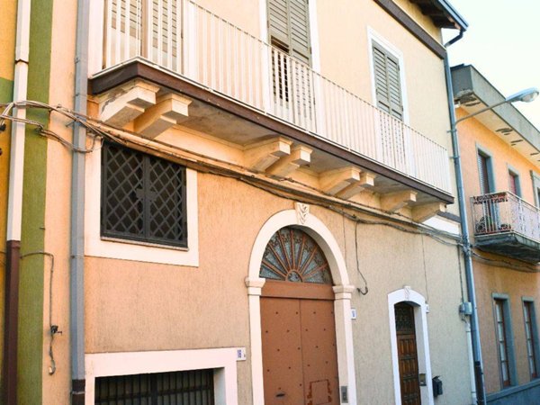 casa indipendente in vendita a San Giovanni la Punta
