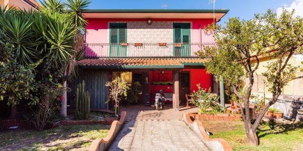 casa indipendente in vendita a San Giovanni la Punta