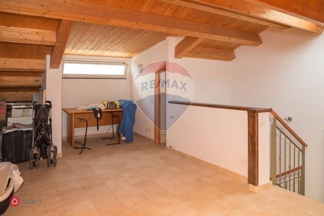 casa indipendente in vendita a San Giovanni la Punta in zona Trappeto