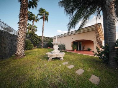 casa indipendente in vendita a San Giovanni la Punta