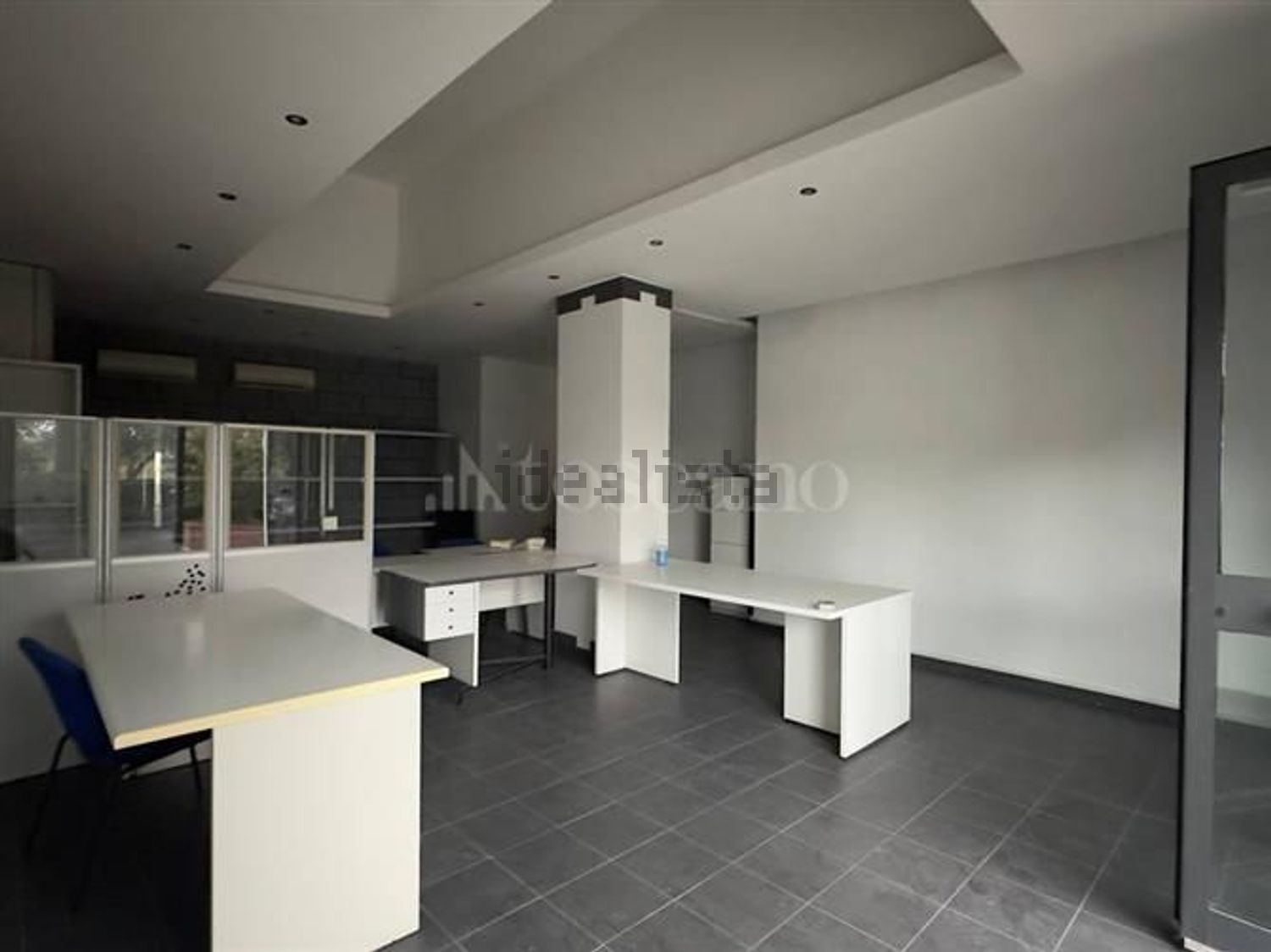 ufficio in vendita a San Giovanni la Punta in zona Trappeto