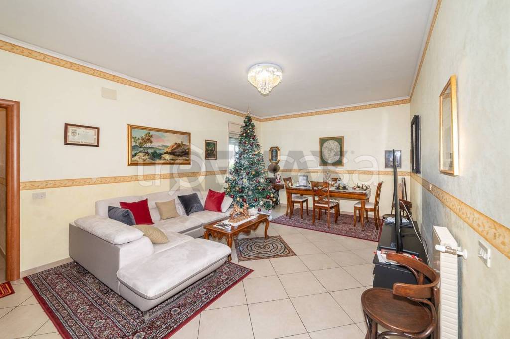 appartamento in vendita a San Giovanni la Punta in zona Trappeto