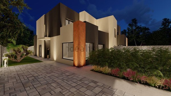 casa indipendente in vendita a San Giovanni la Punta