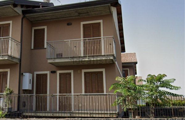 casa indipendente in vendita a San Giovanni la Punta in zona Trappeto