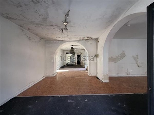 quadrivano in vendita a San Giovanni la Punta