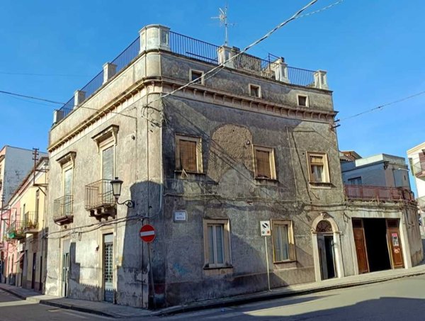 ufficio in vendita a San Giovanni la Punta