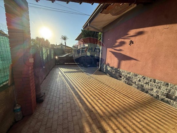 casa indipendente in vendita a San Giovanni la Punta