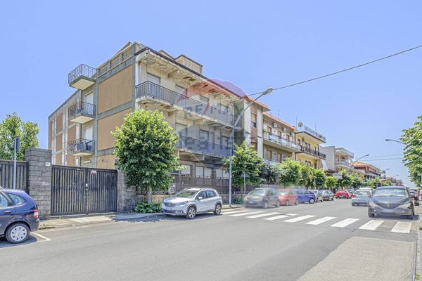 casa indipendente in vendita a San Giovanni la Punta