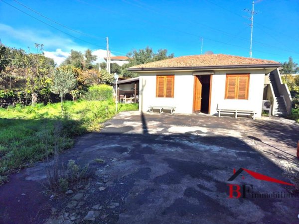 casa indipendente in vendita a San Giovanni la Punta