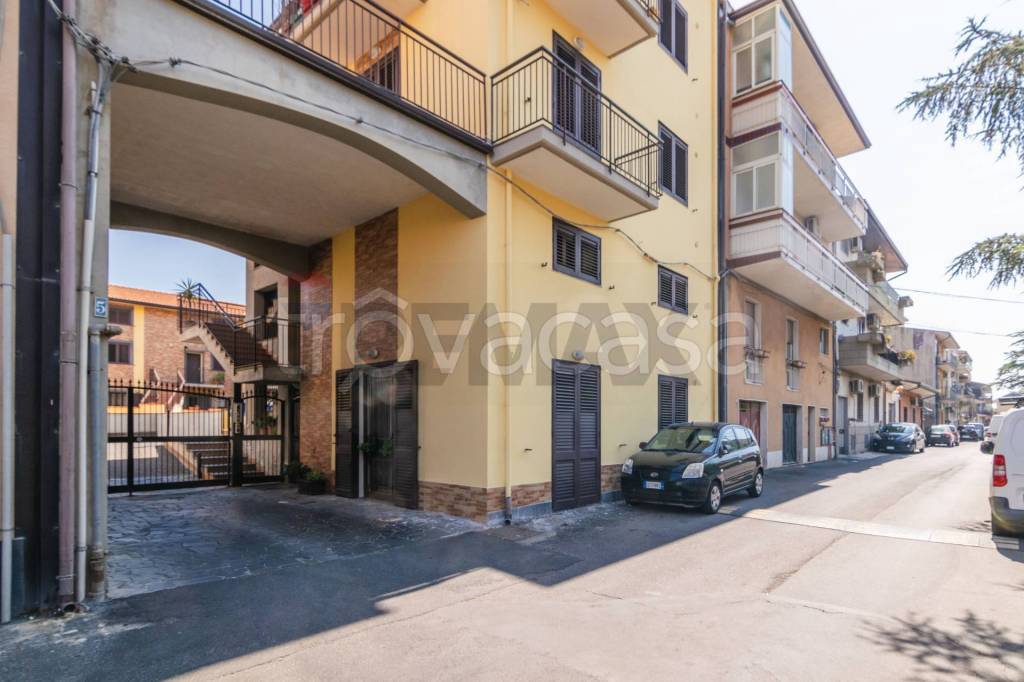 casa indipendente in vendita a San Giovanni la Punta in zona Trappeto