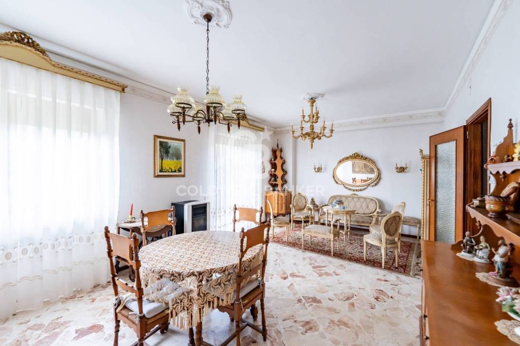 appartamento in vendita a San Giovanni la Punta in zona Trappeto