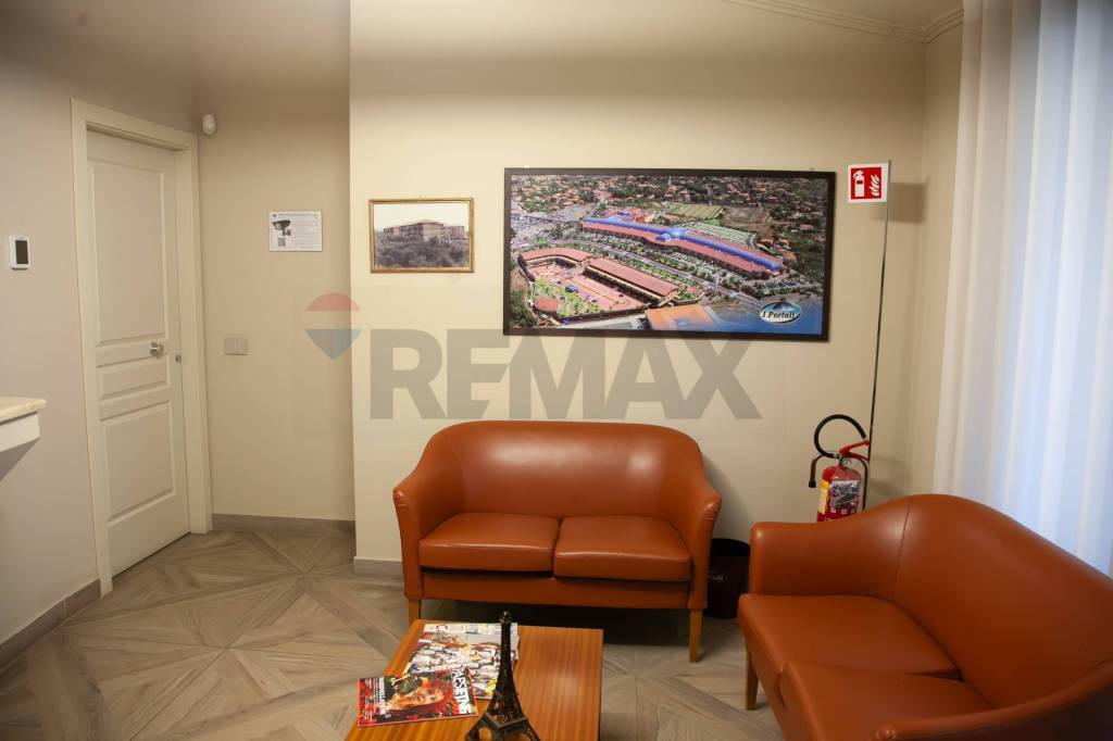 ufficio in vendita a San Giovanni la Punta