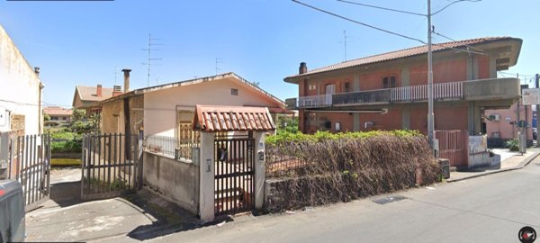 casa indipendente in vendita a San Giovanni la Punta