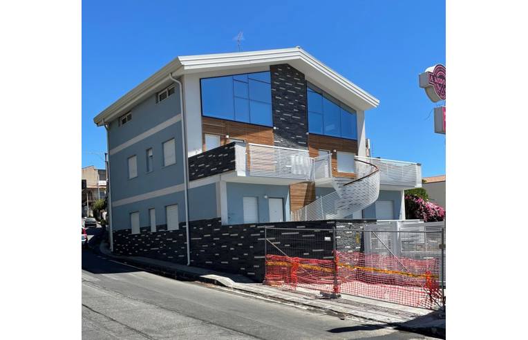 appartamento in vendita a San Giovanni la Punta in zona Trappeto