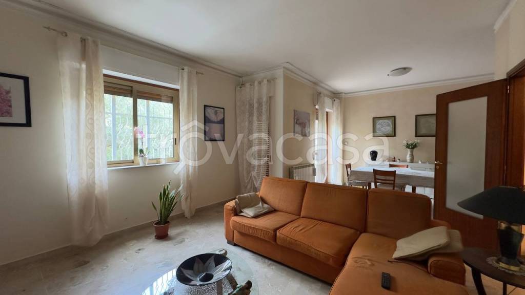 appartamento in vendita a San Giovanni la Punta in zona Trappeto