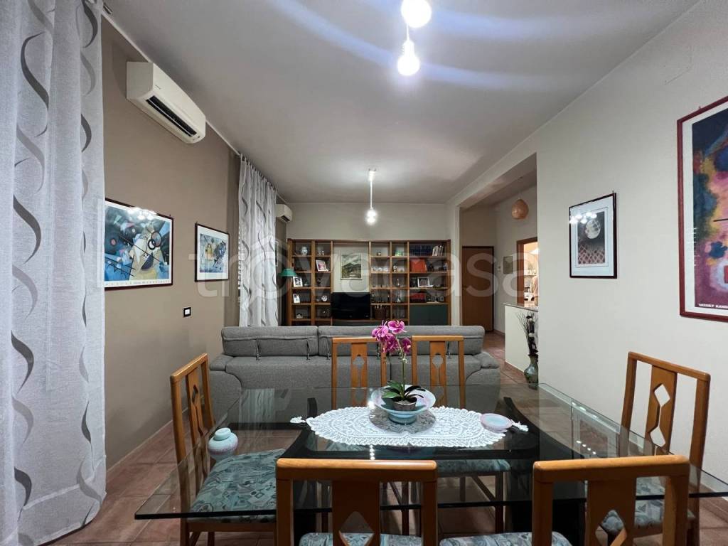 appartamento in vendita a San Giovanni la Punta in zona Trappeto