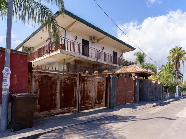 appartamento in vendita a San Giovanni la Punta