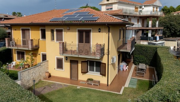 casa indipendente in vendita a San Giovanni la Punta