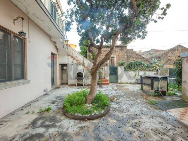 casa indipendente in vendita a San Giovanni la Punta