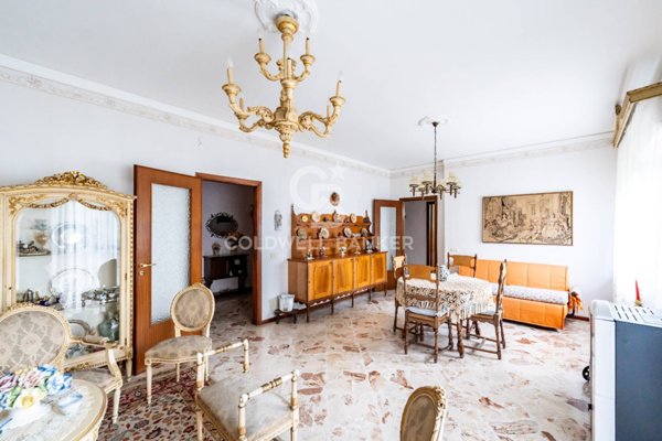 appartamento in vendita a San Giovanni la Punta in zona Trappeto